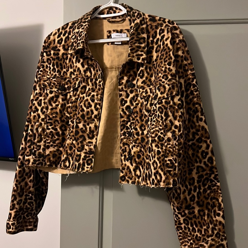 Cropped Cheetah Jacket